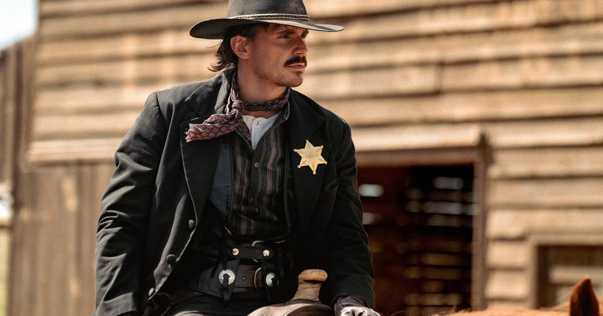 Tucker Wetmore – The Brunette World Tour