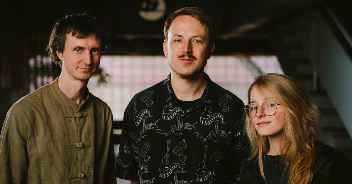 Øyvind Mathisen Trio + Rob Waring // Juret