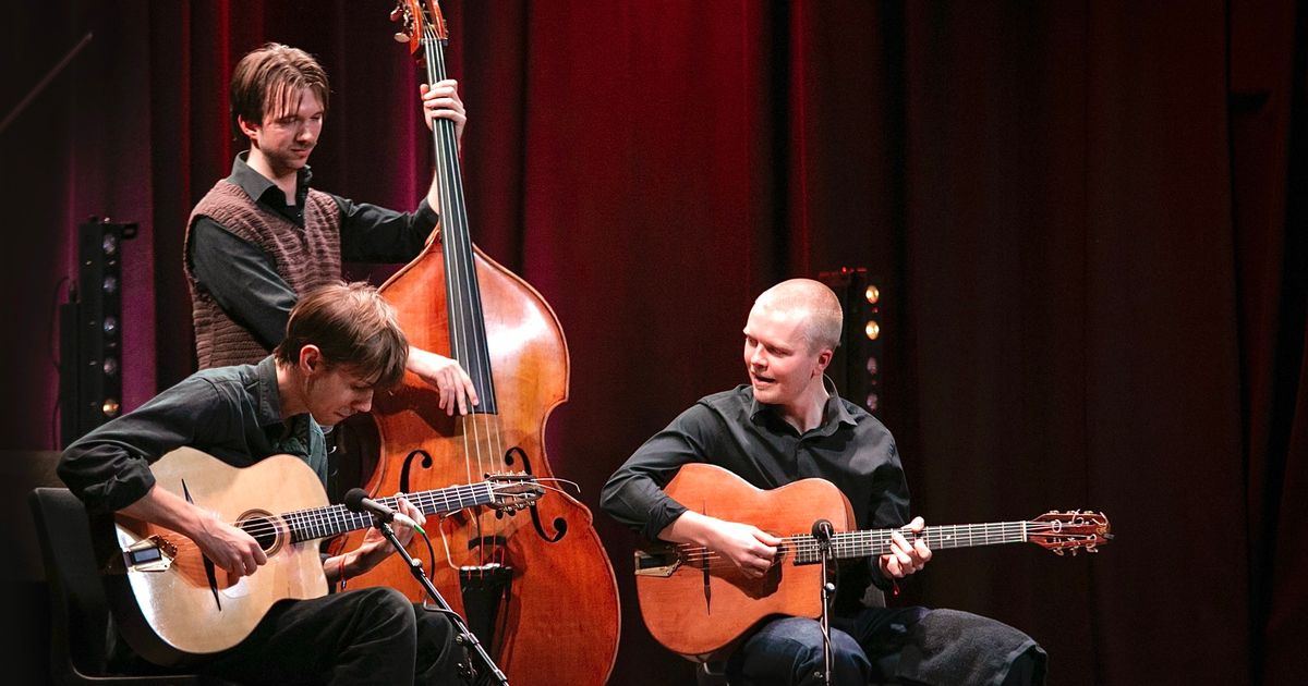 Gustav Skaaret trio // Juret